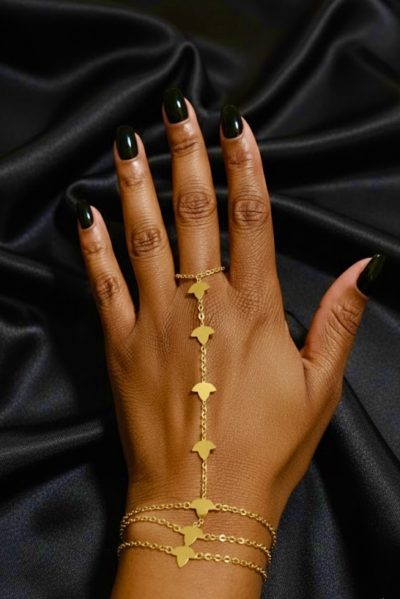 The "Ivy Hand Chain Finger Bracelet"