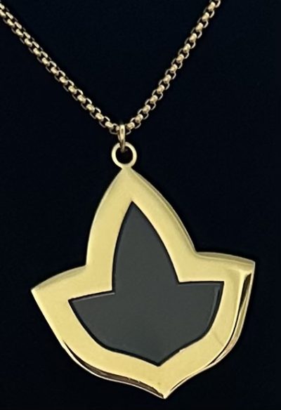 Stunning Two-Tone Gold/Black Large Ivy Necklace